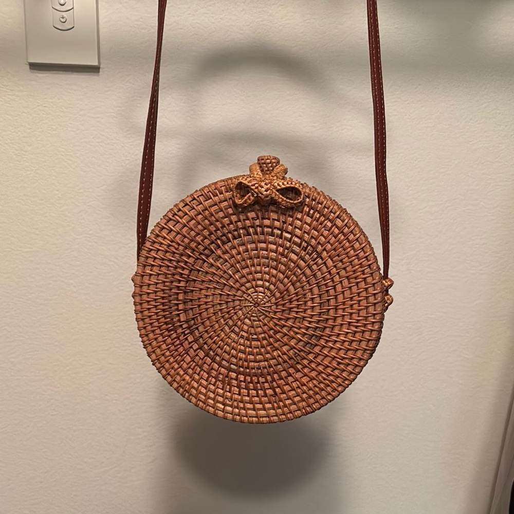 Round Woven Tan Crossbody Bag